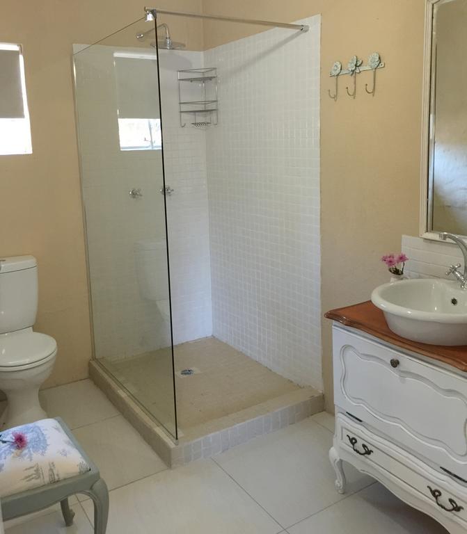 Nouveau Studios Pretoria-Noord Rum bild