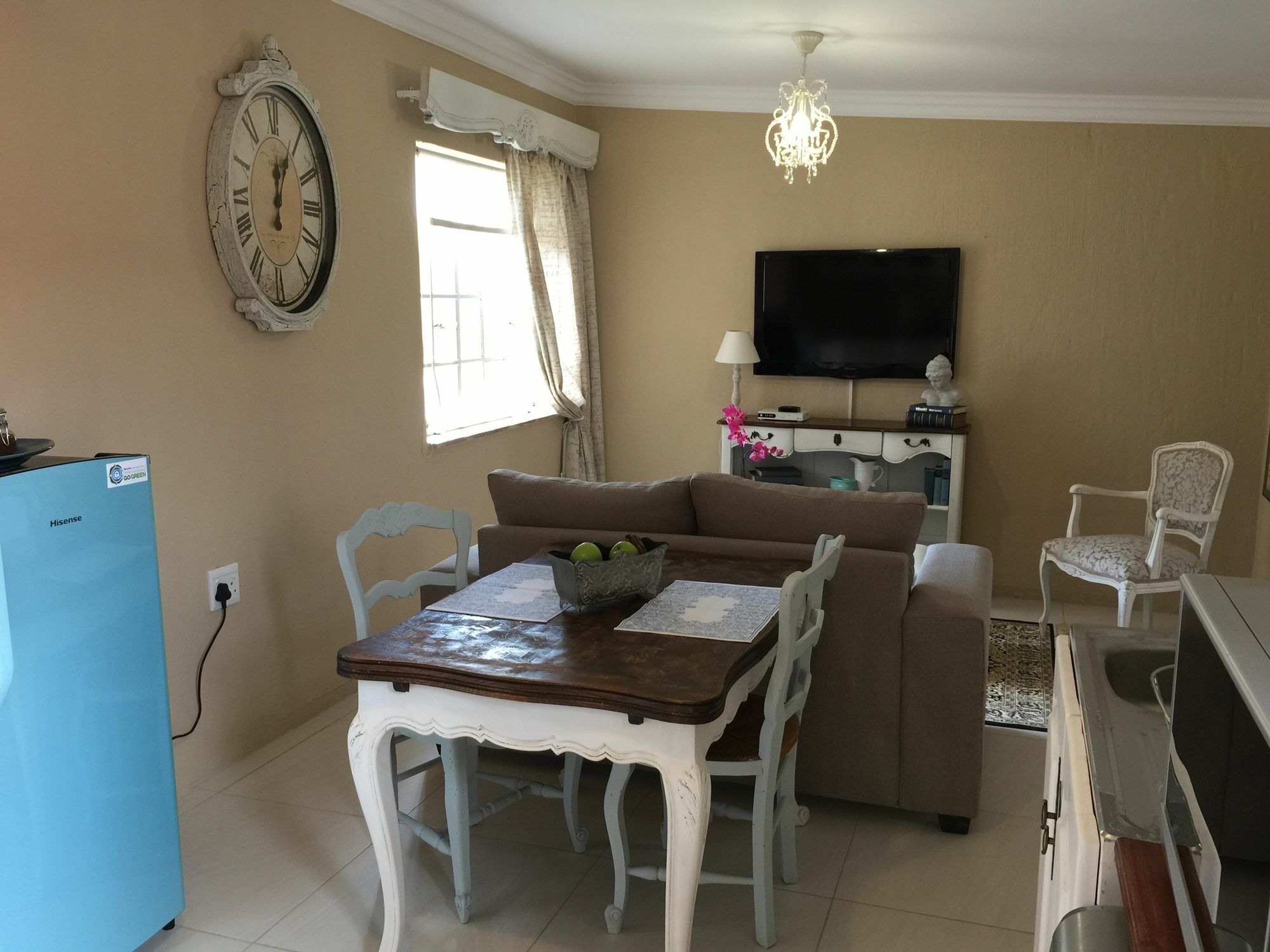 Nouveau Studios Pretoria-Noord Exteriör bild