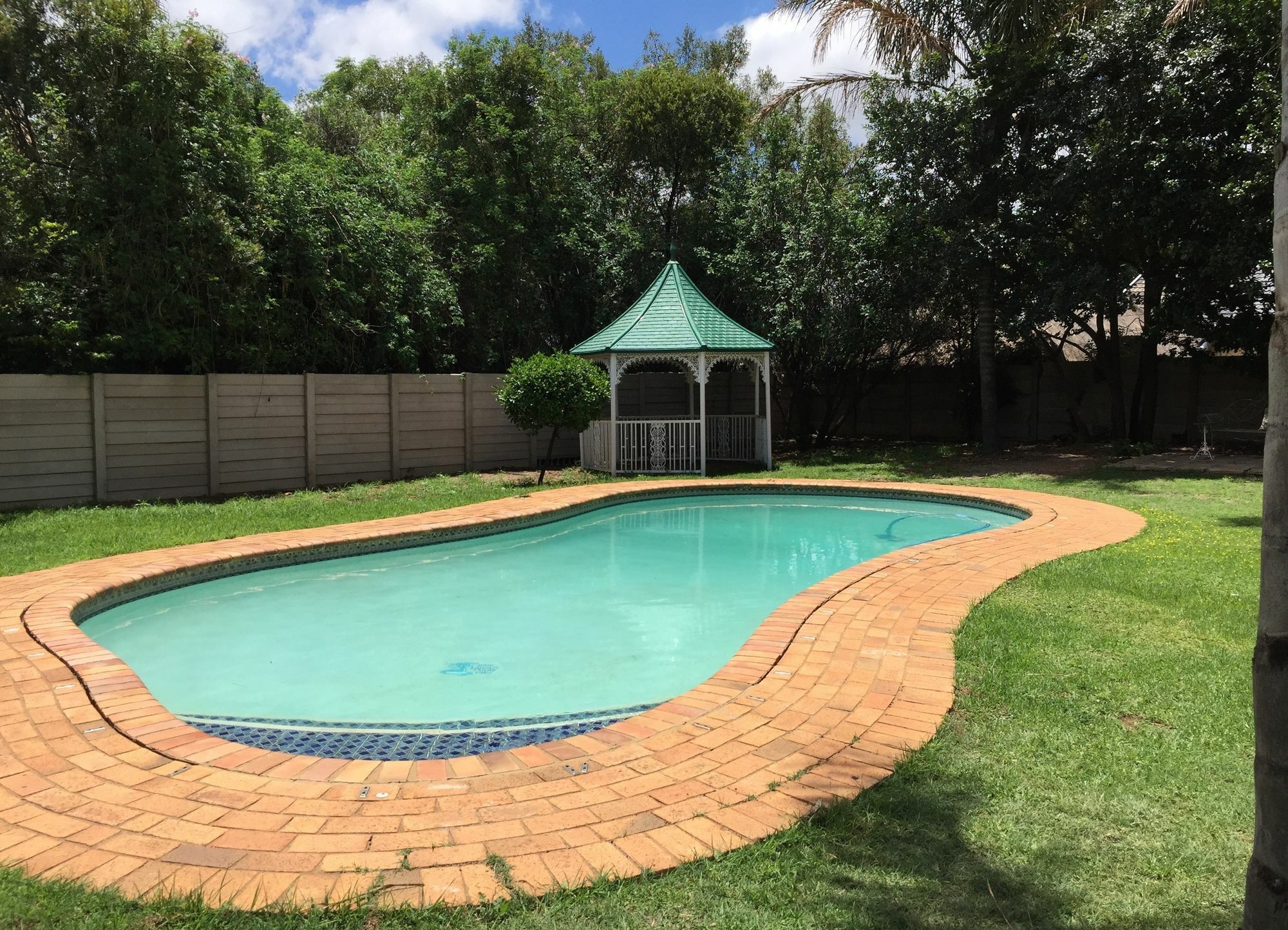 Nouveau Studios Pretoria-Noord Exteriör bild